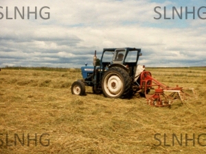 Forbes-Foyers-Mains-hay-2