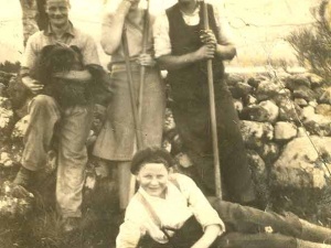 Wester Muirnich Croft in the 1920s.
